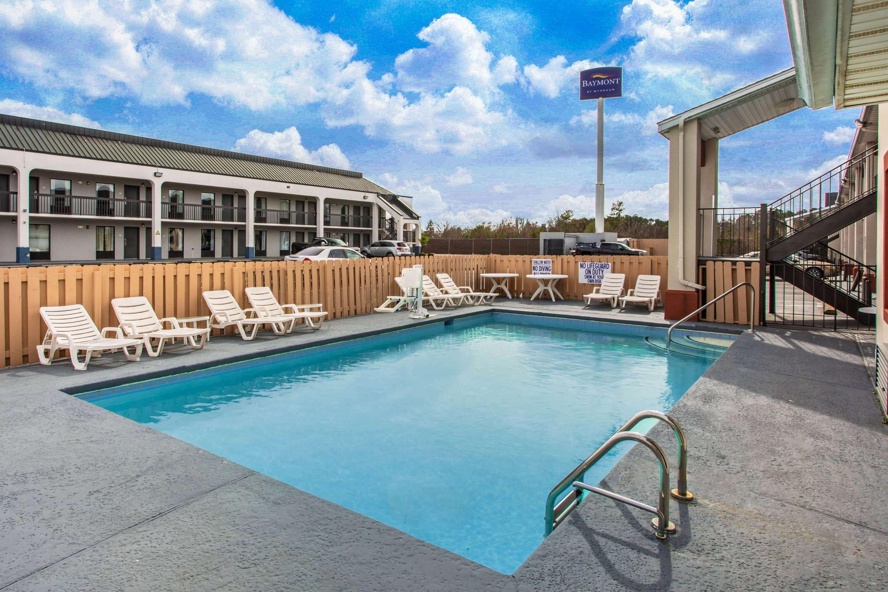 Super 8 Florence South Carolina Bagian luar foto