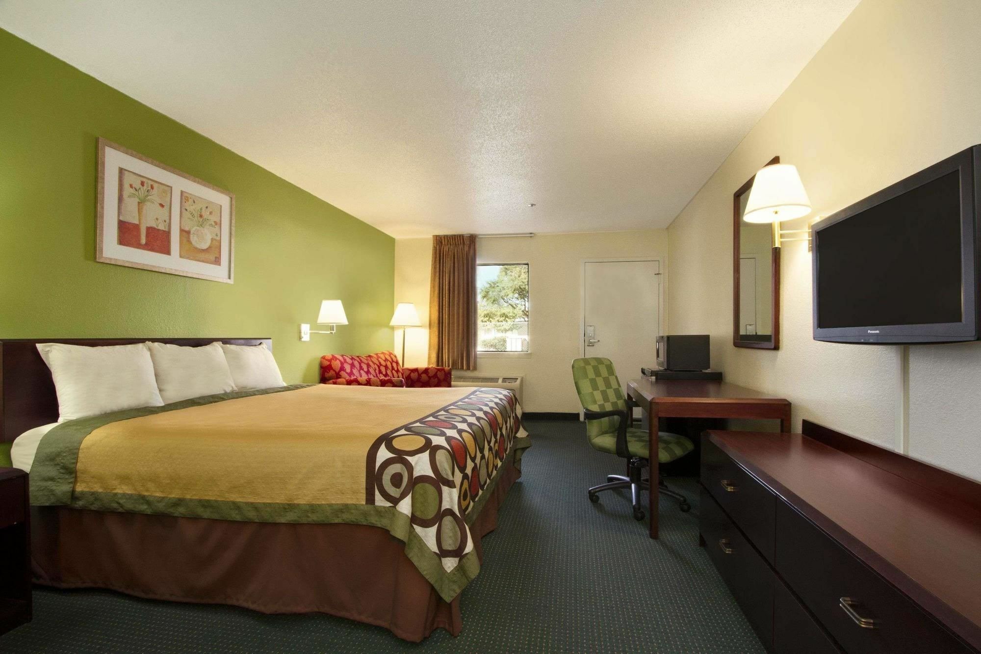 Super 8 Florence South Carolina Bagian luar foto
